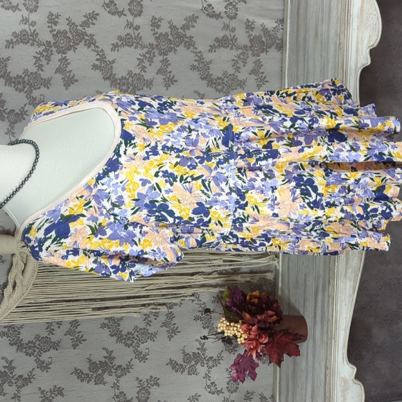 Torrid Floral Babydoll Tiered Top - Picture 7 of 13